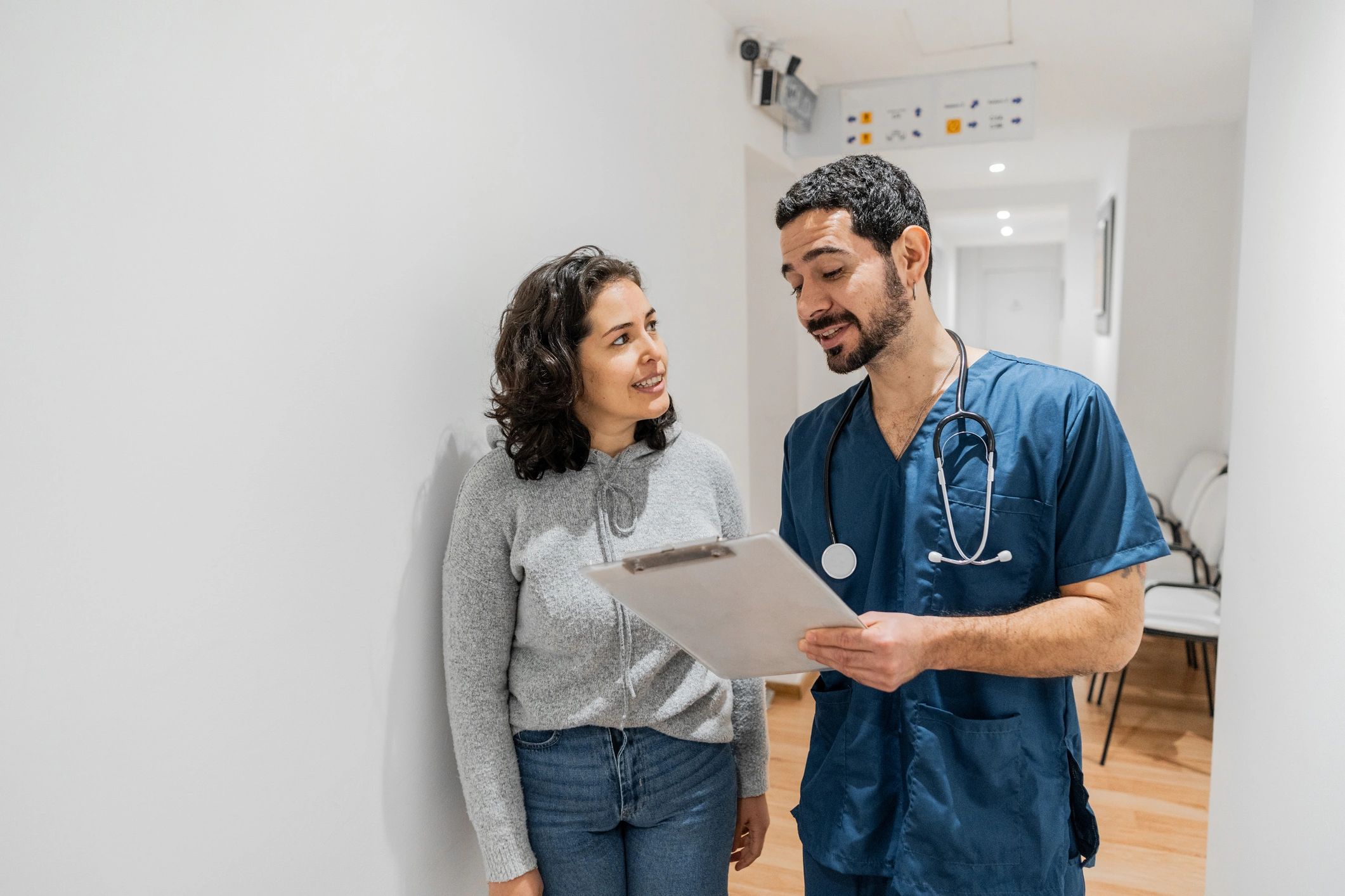 Consulta médica en clínica